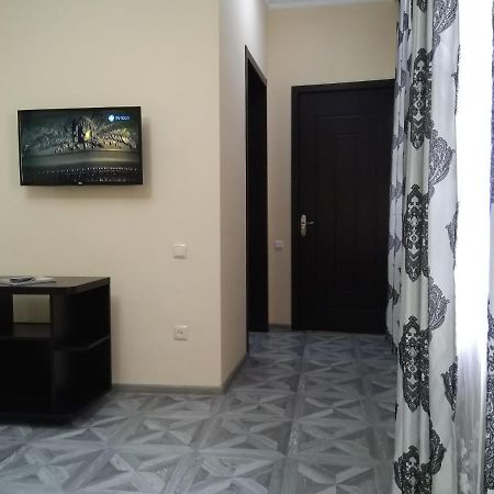 Hotel Flat in Batoumi Extérieur photo