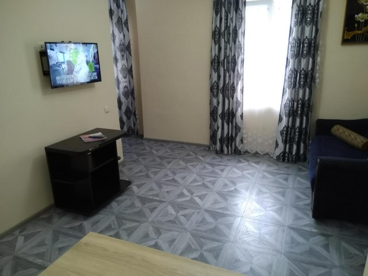 Hotel Flat in Batoumi Extérieur photo